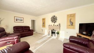 Sitting Room- click for photo gallery
